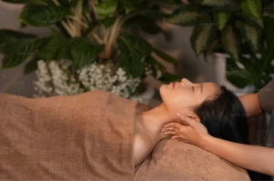 越南芳香精油按摩（Vietnam Aromatherapy Massage）