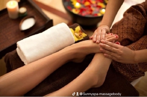 Foot Reflexology Massage