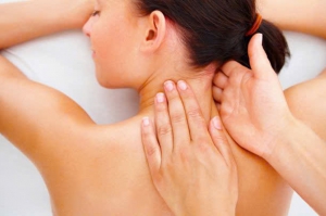 肩颈背部按摩（Neck, Shoulder & Back Massage）